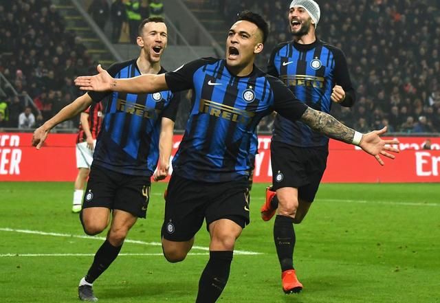 牵走边卫 牵走边卫