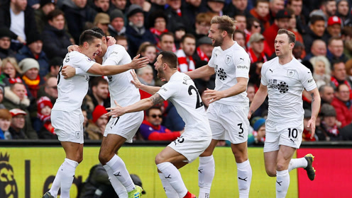 标准与逻辑 标准与逻辑