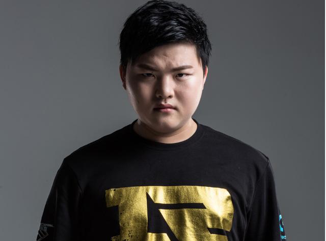 扣篮的二选 扣篮的二选