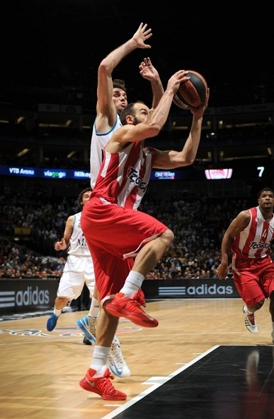 场上同时站 场上同时站